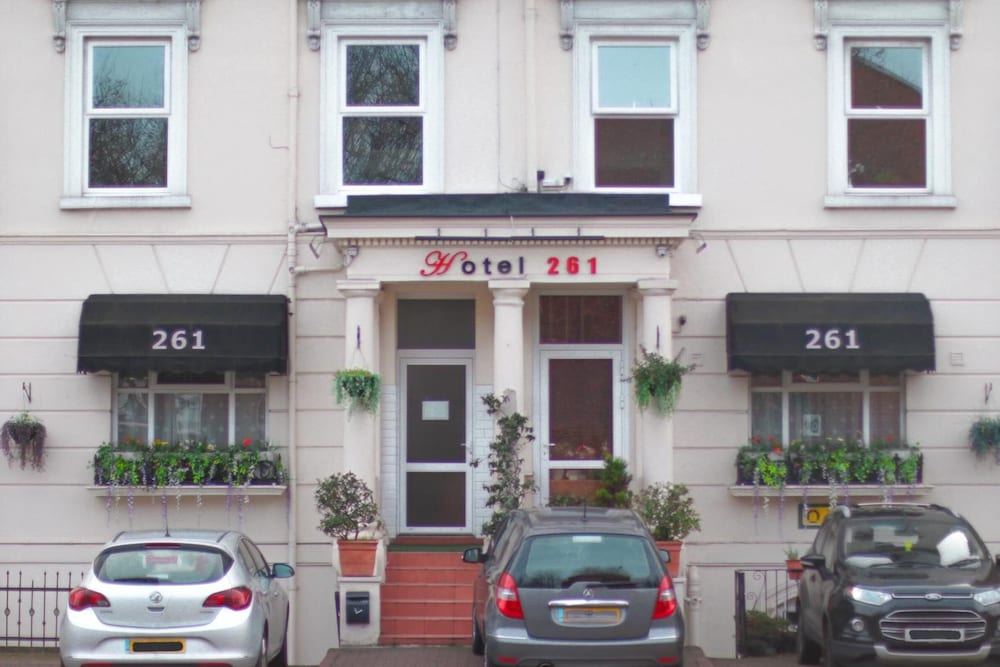 Hotel 261 in LONDON