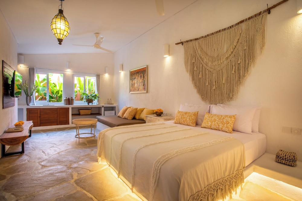PinkPrivate Sanur - for Cool Adults Only 11/50