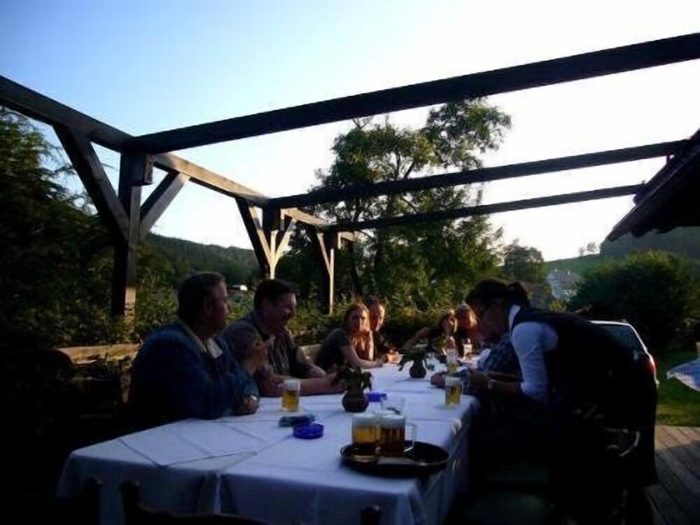 Landhotel Haus Dumicketal 15/28