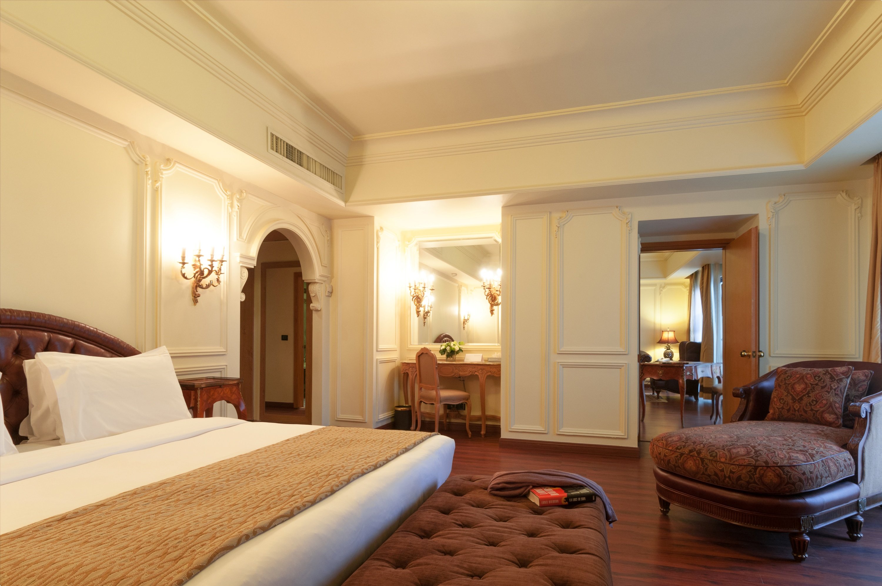 Le Commodore Hotel, Beirut 3/22