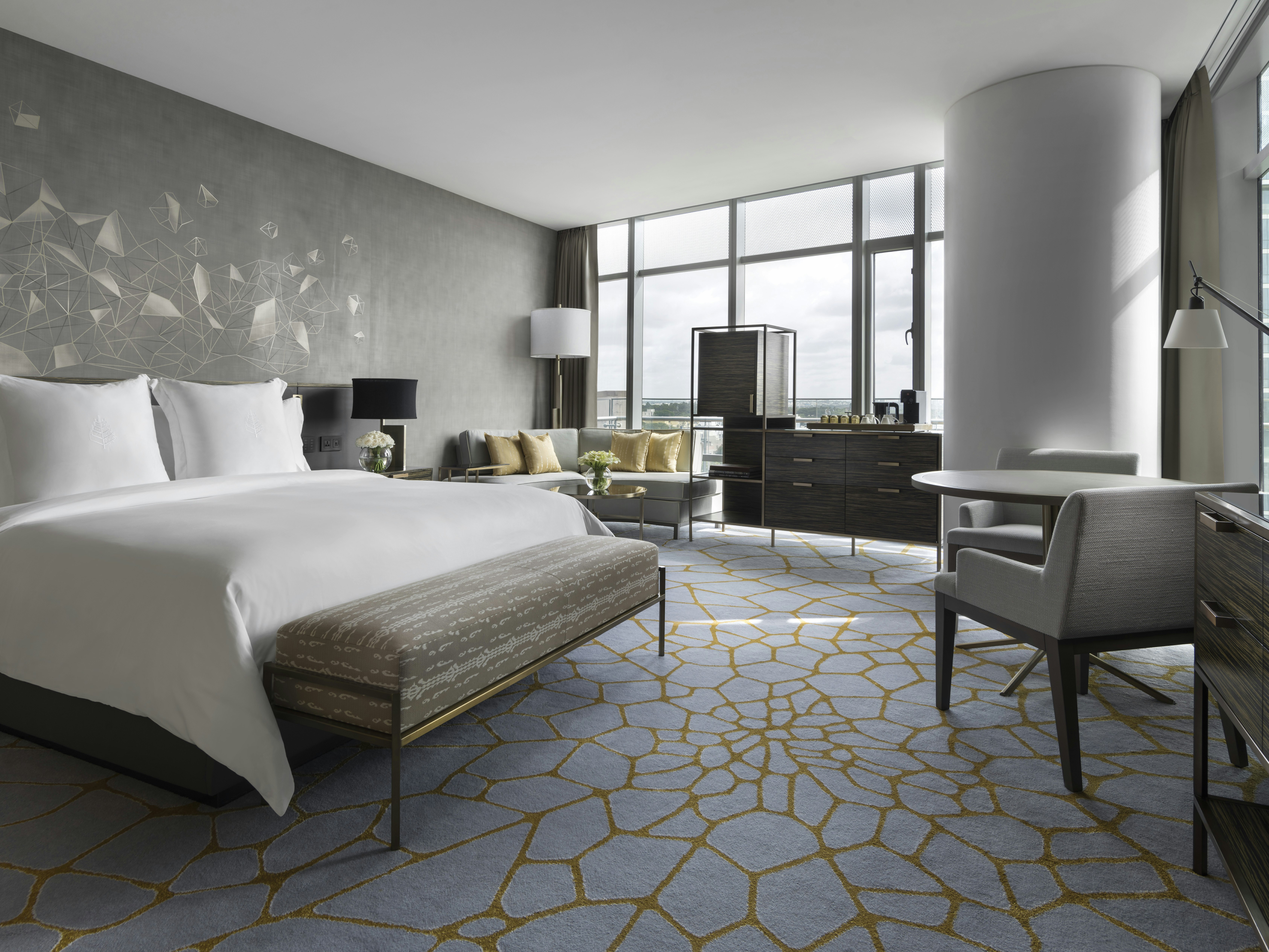 Four Seasons Hotel Bengaluru At Embassy One 16/75
