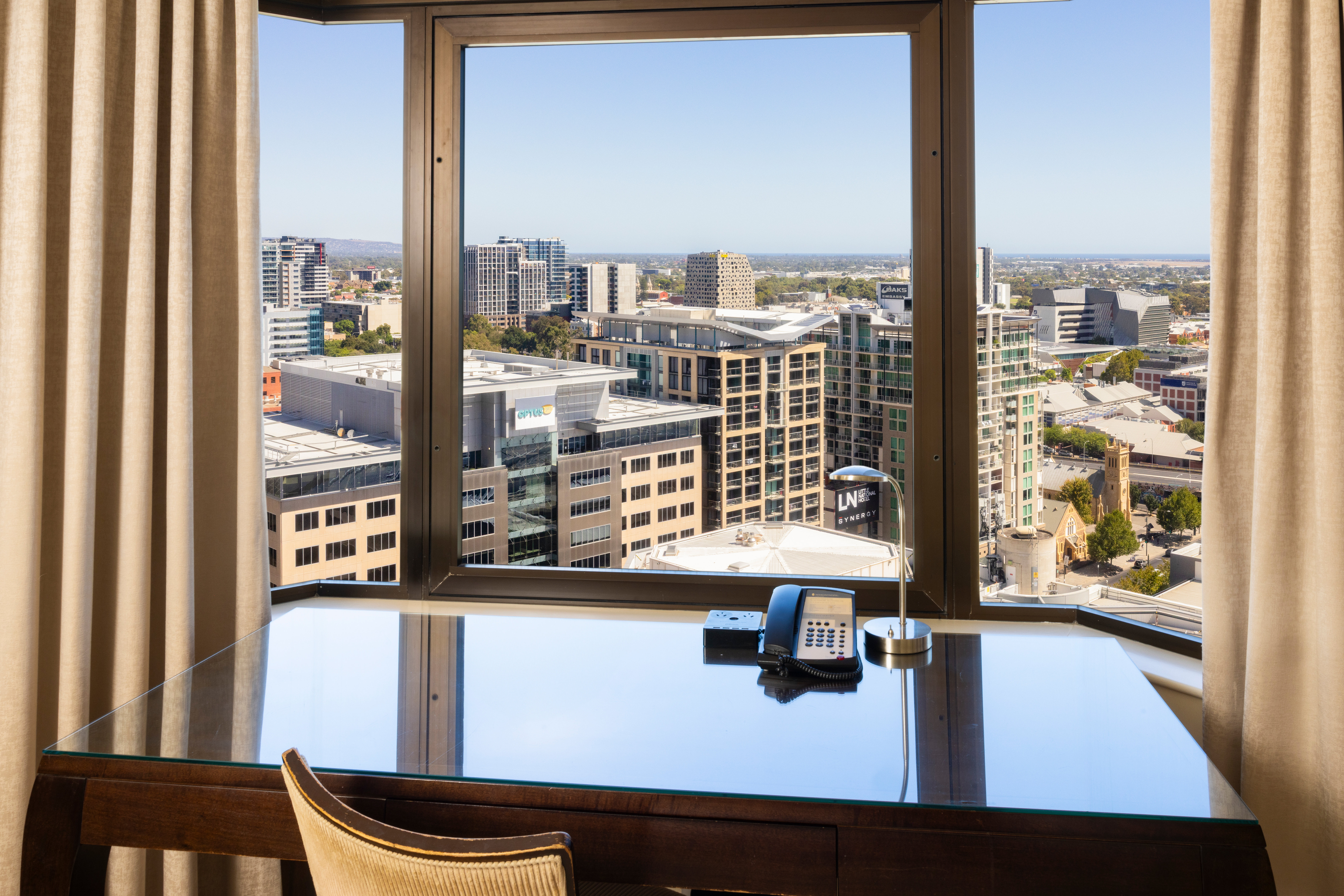 Intercontinental Adelaide 36/82