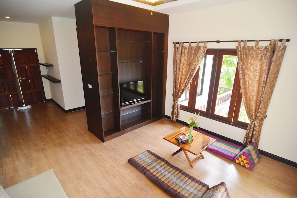 Phuchawee Lanta Villa 37/57