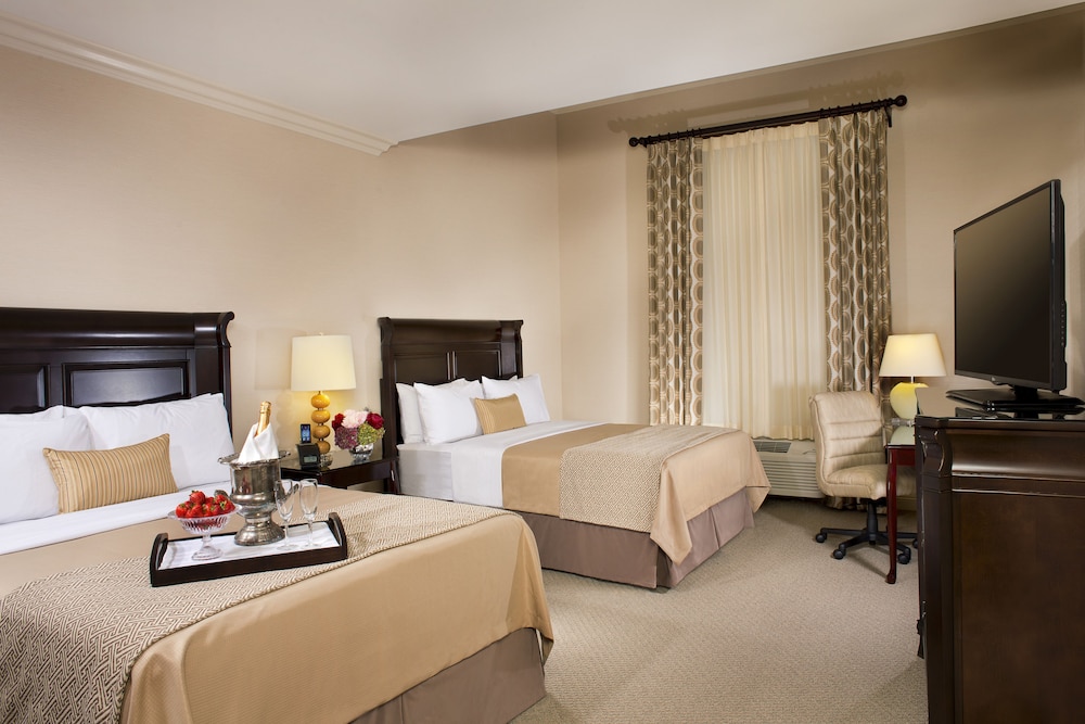 Ayres Hotel Fountain Valley 8/49