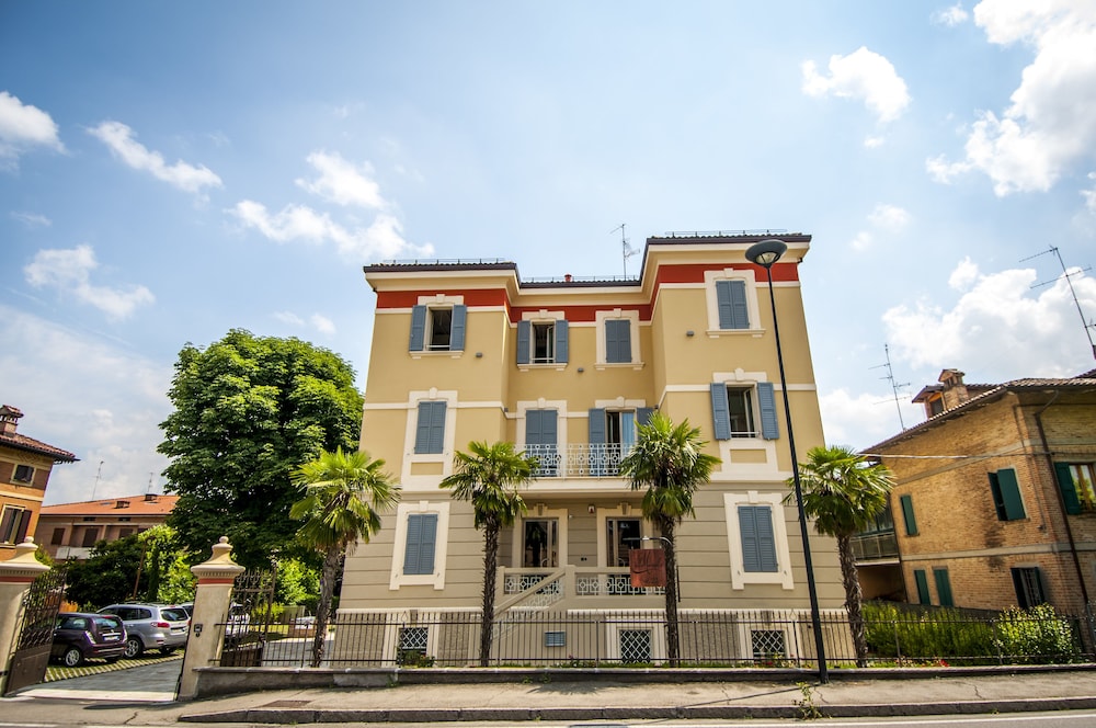 Hotel Villa Maranello 1/27