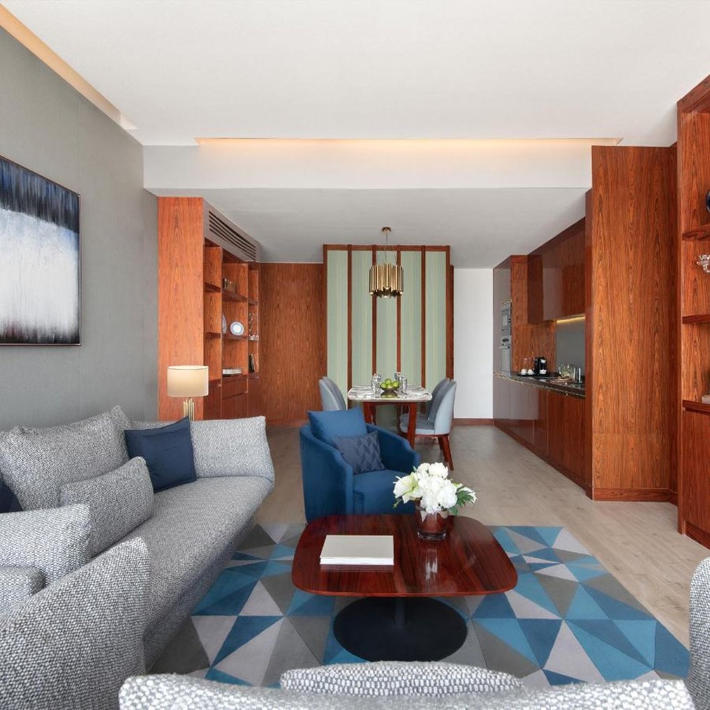 The Bentley Luxury Hotel and Suites Doha 35/60