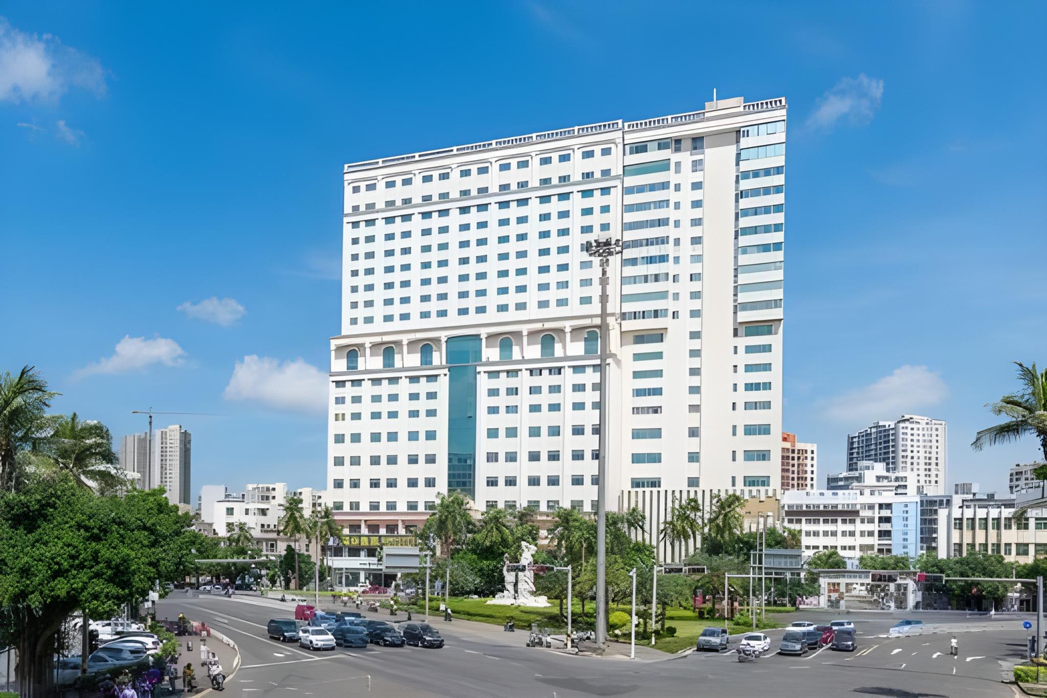 Sun City Hotel 7/50