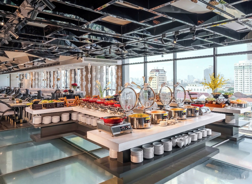 New Orient Hotel Danang 62/70