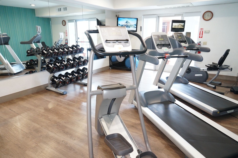Holiday Inn Express Hotel And Suites Fremont Milpitas Central 31/69