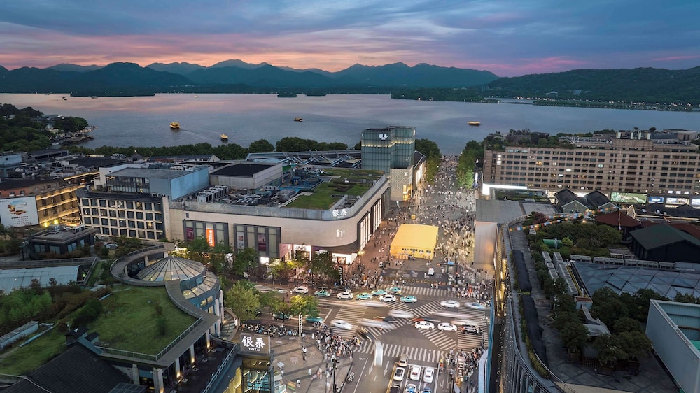 Hangzhou West Lake Hubin Yintai Atour Hotel 4/60
