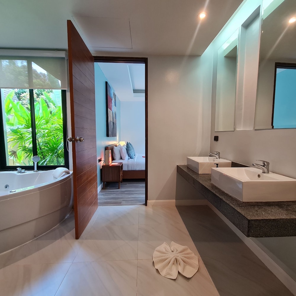 THE KIRI VILLAS RESORT 44/69