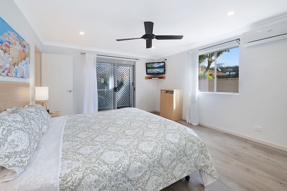 Tiarri Terrigal 11/50
