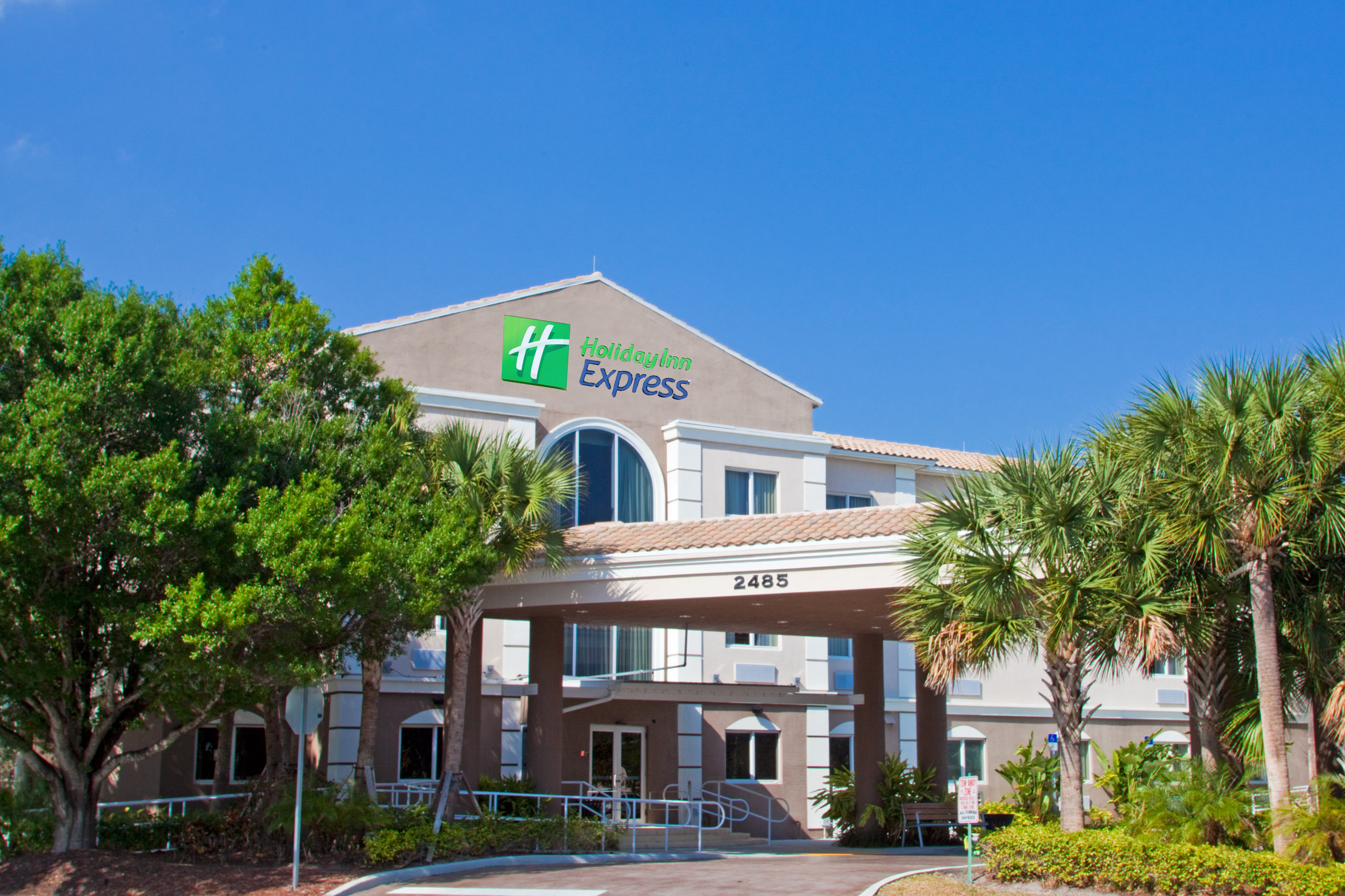 Holiday Inn Express West Palm Beach Metrocentre 3/74