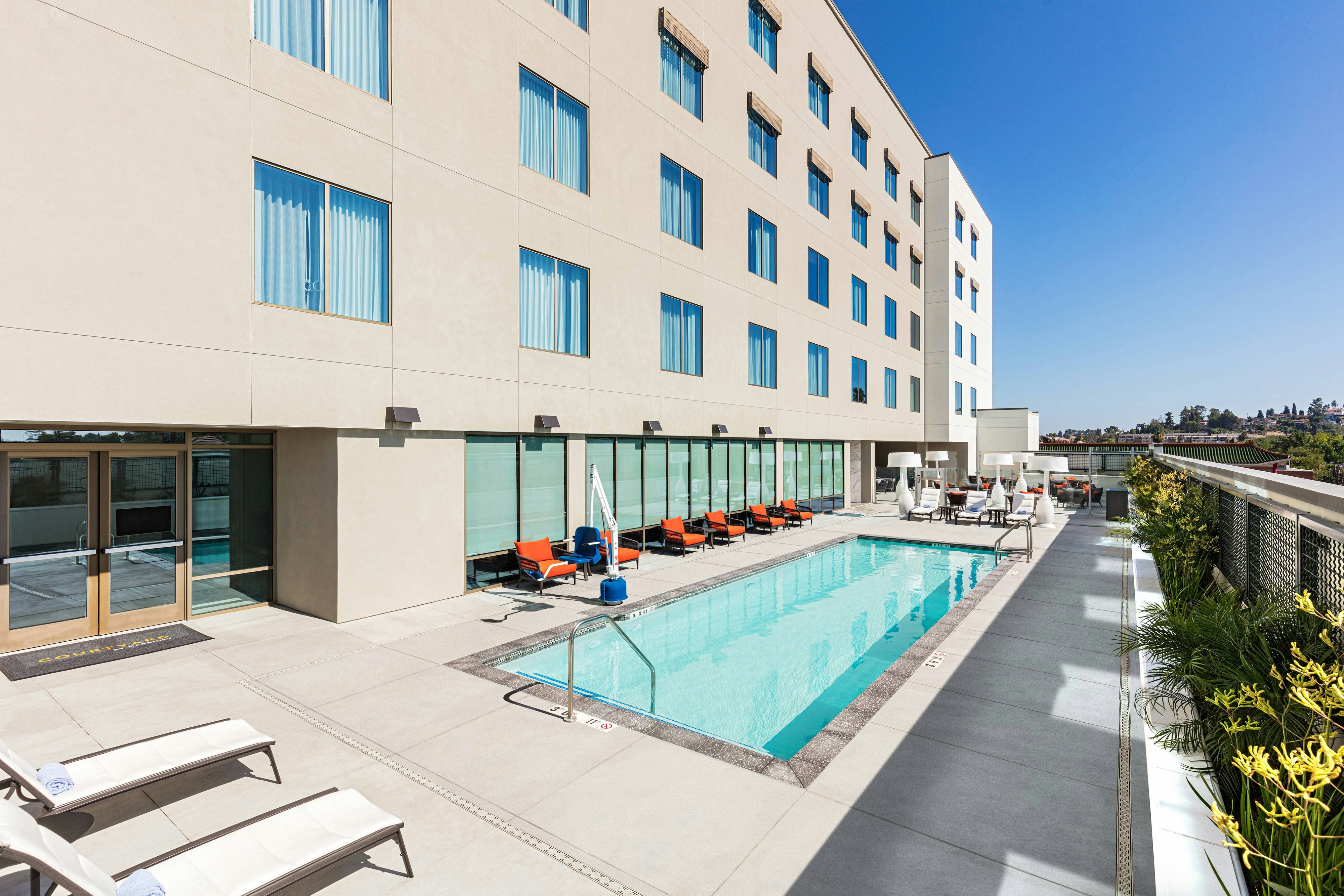 Courtyard By Marriott Los Angeles Monterey Park 3/25