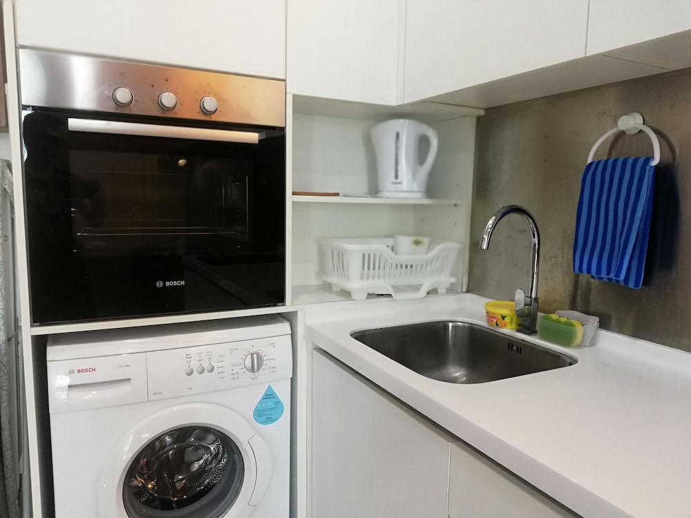 Twin Galaxy Residences 35/36