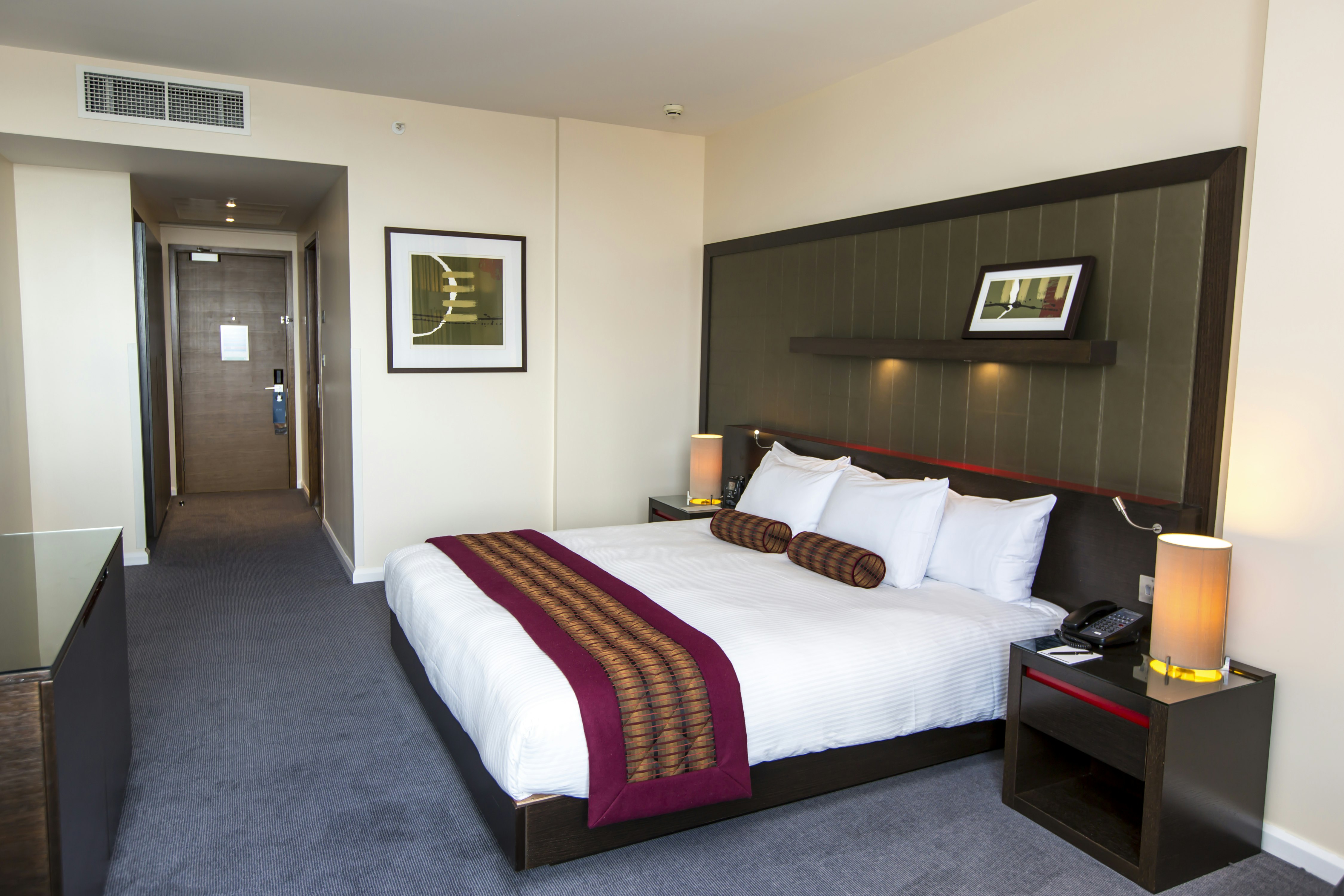 Executive, King Bed