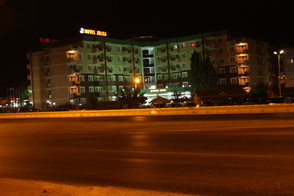 Hotel Zileli 69/71