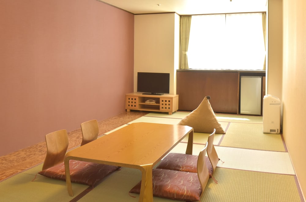 Niseko Kombuonsen Hotel Kanronomori 66/74