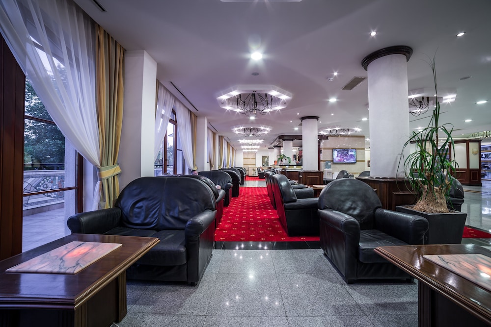 Helena Park Hotel 30/50