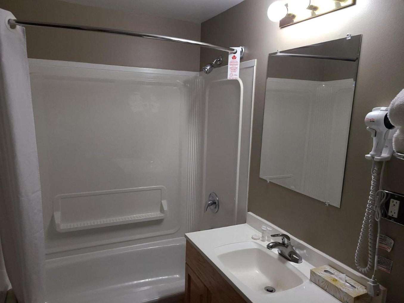 Canad Inns Destination Centre Portage la Prairie 18/19