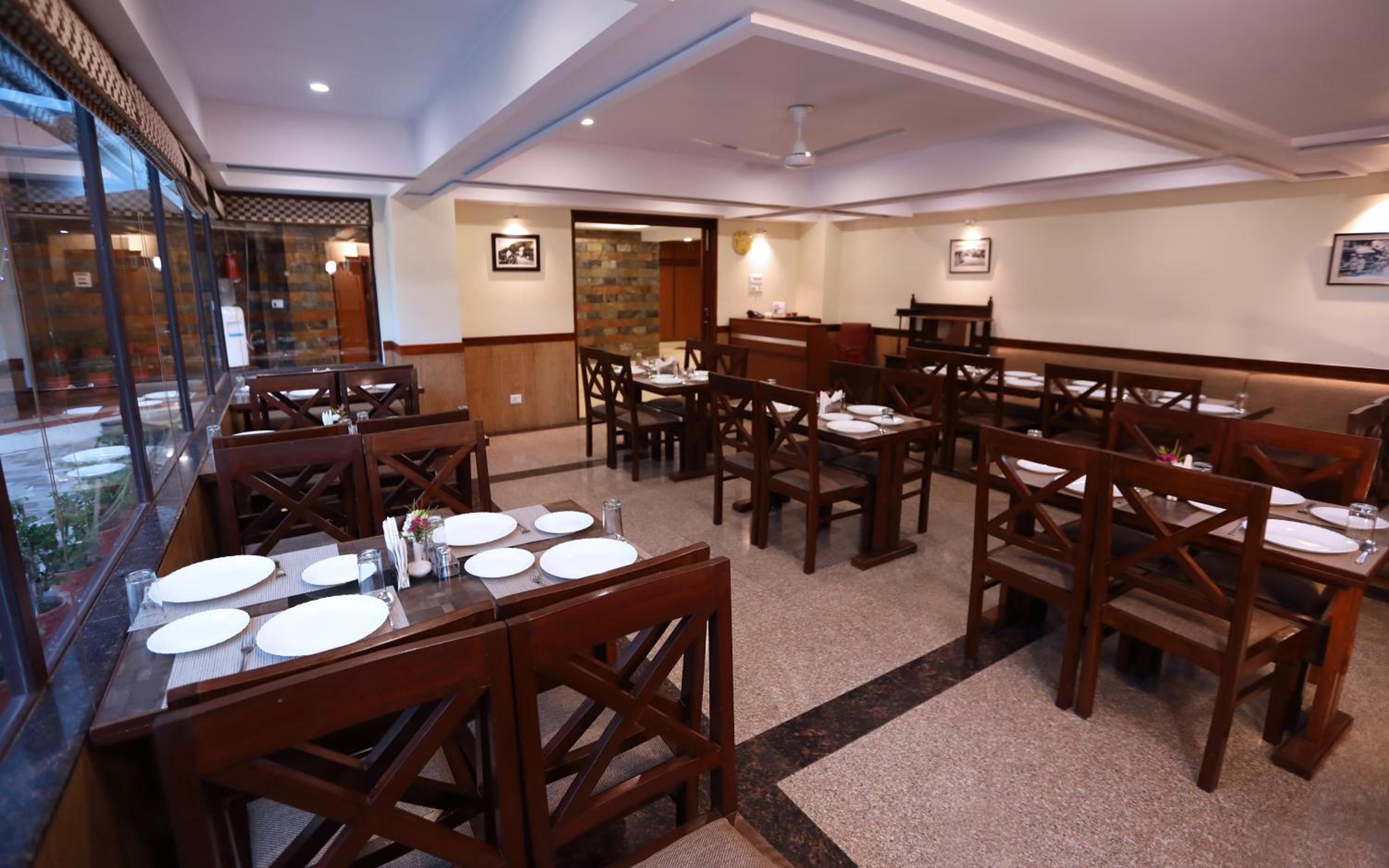 HOTEL VISHNU PALACE 37/55