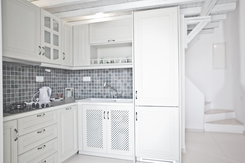 NIRIIDES LUXURY HOMES 49/50