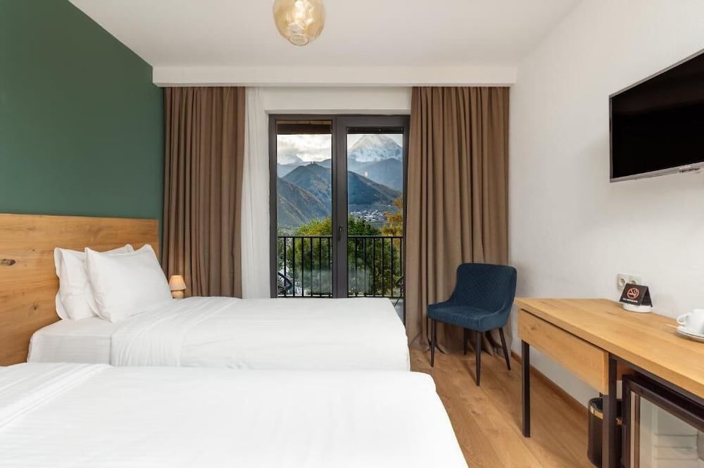 Intourist Kazbegi 15/51
