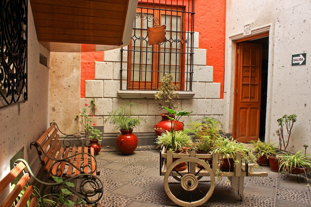 Hostal Villa Sillar 44/50