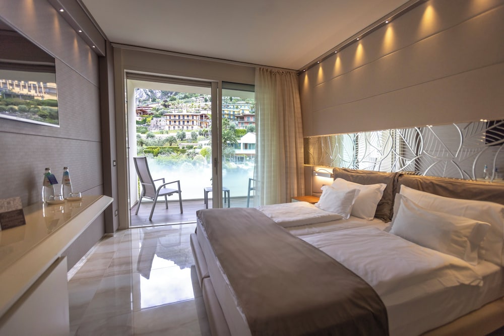 JUNIOR SUITE, COMFORT, GARDEN VIEW