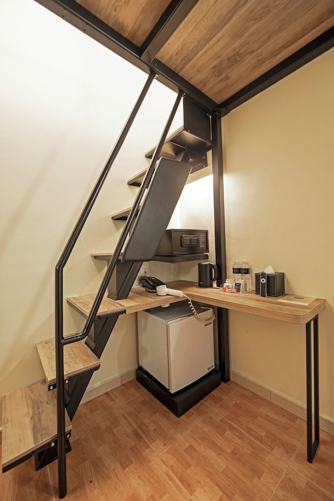 Fragrance Hotel - Balestier 50/64