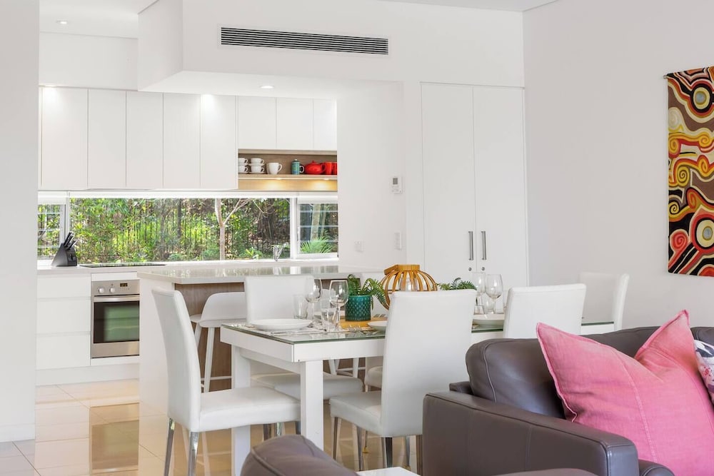 The Rise Noosa 50/76