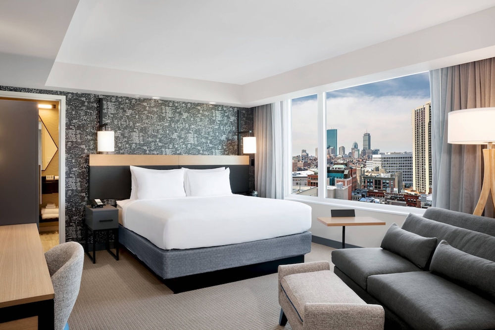 Courtyard by Marriott Boston Downtown/North Station 13/51