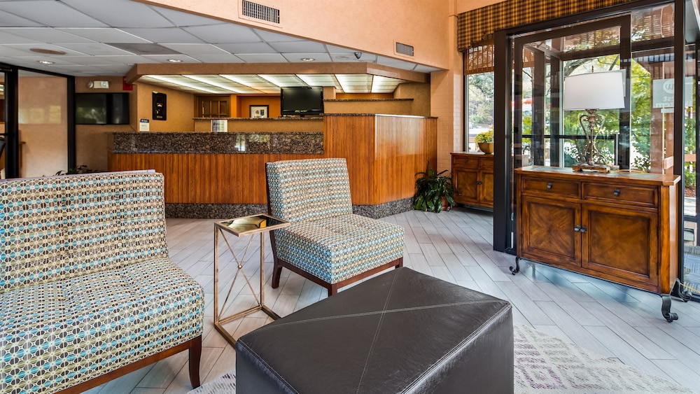 Best Western Braddock Inn 23/35