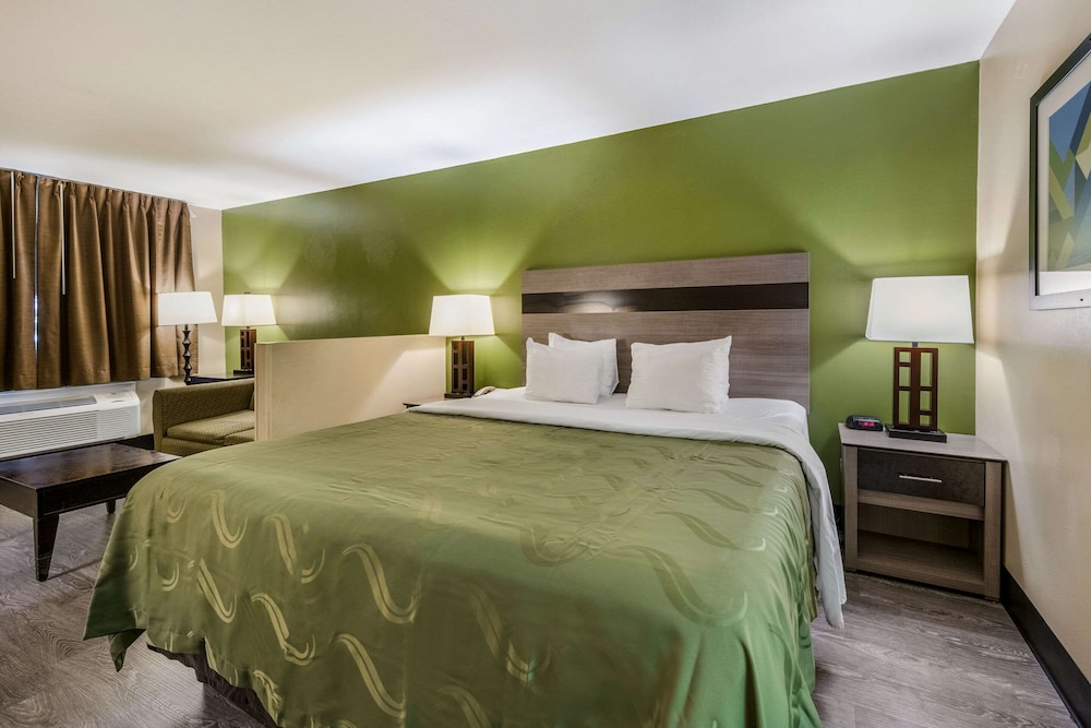 Quality Inn Suites Garland East Dallas 34/56