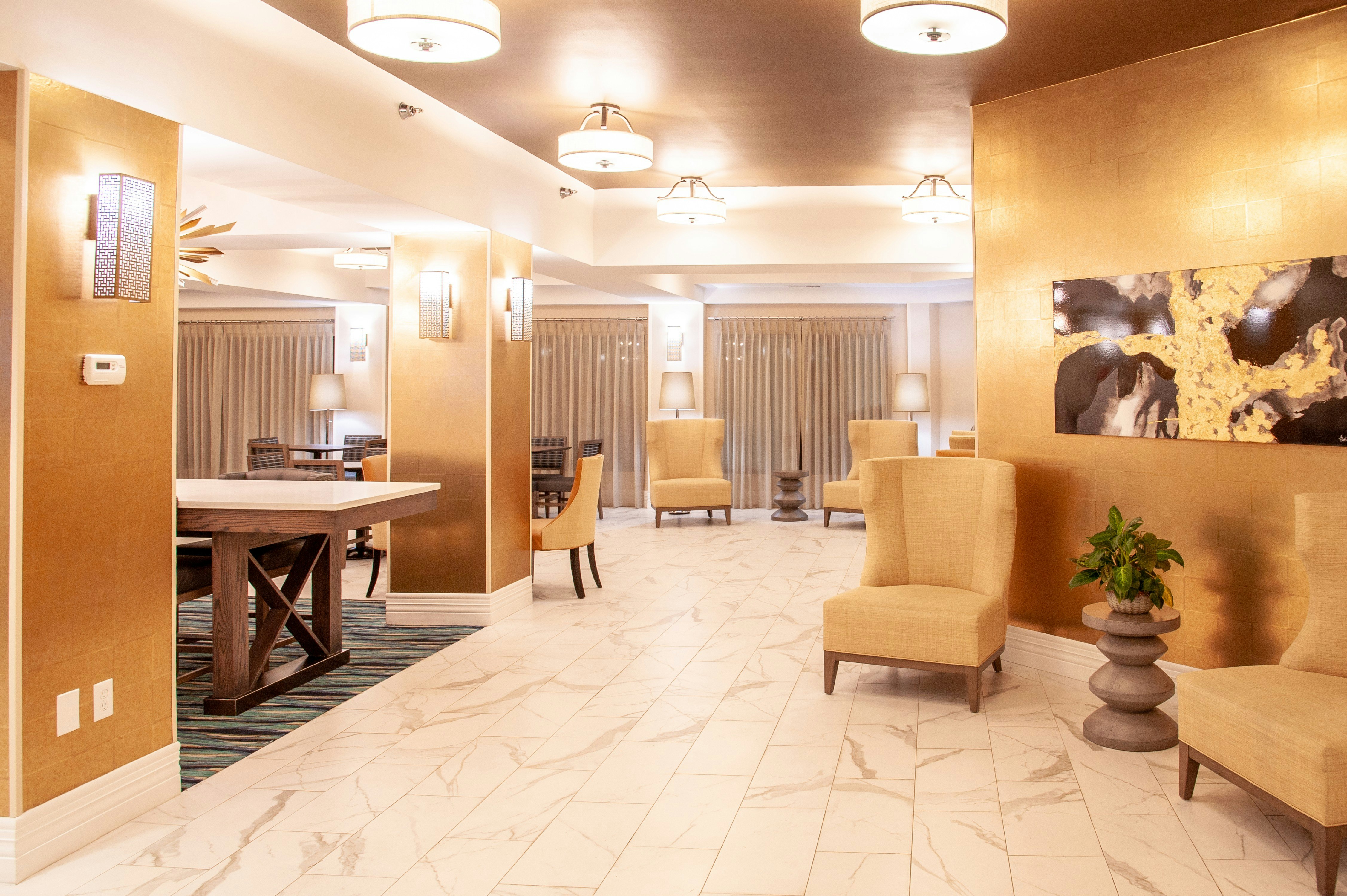 Hampton Inn & Suites Jackson Downtown-Coliseum 18/76