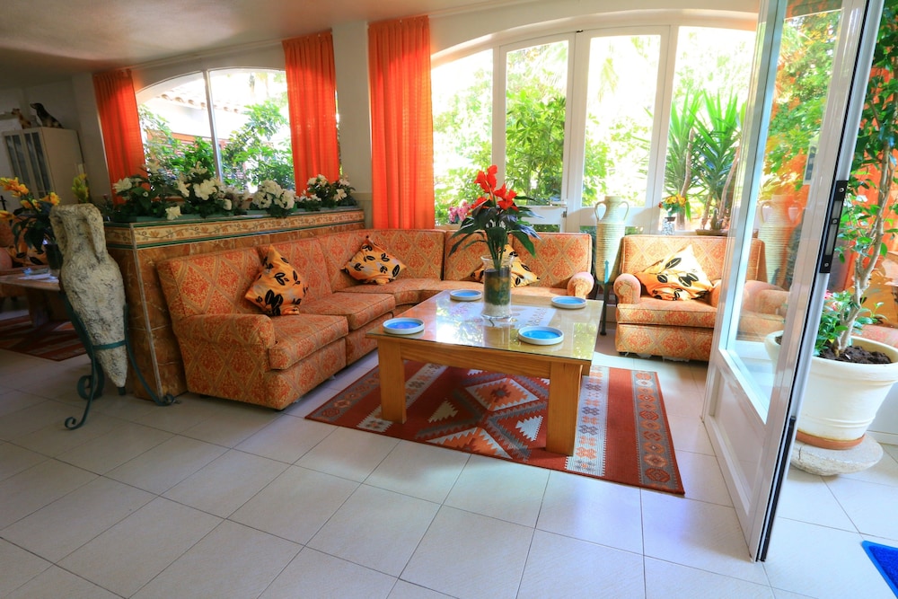 Atalaya Bosque Apartamentos 6/50