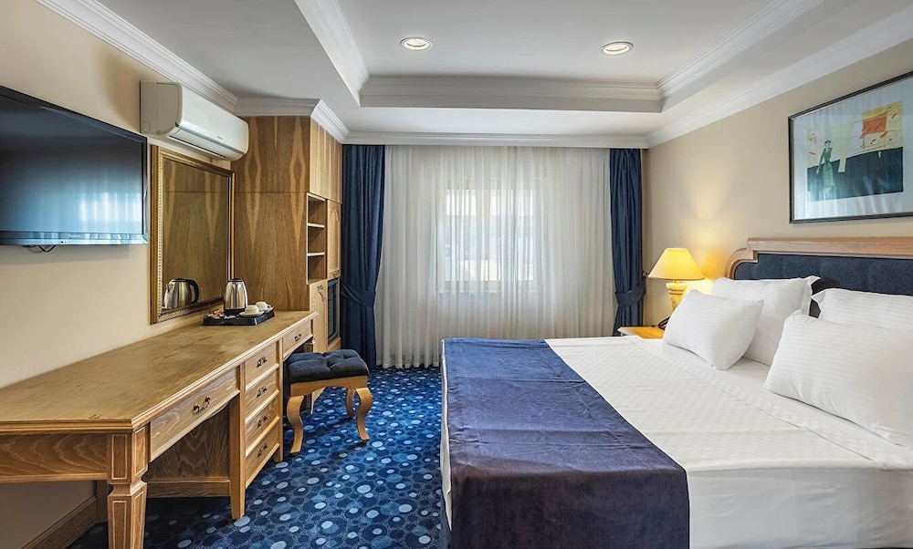 Comfort, Double Bed, Land View