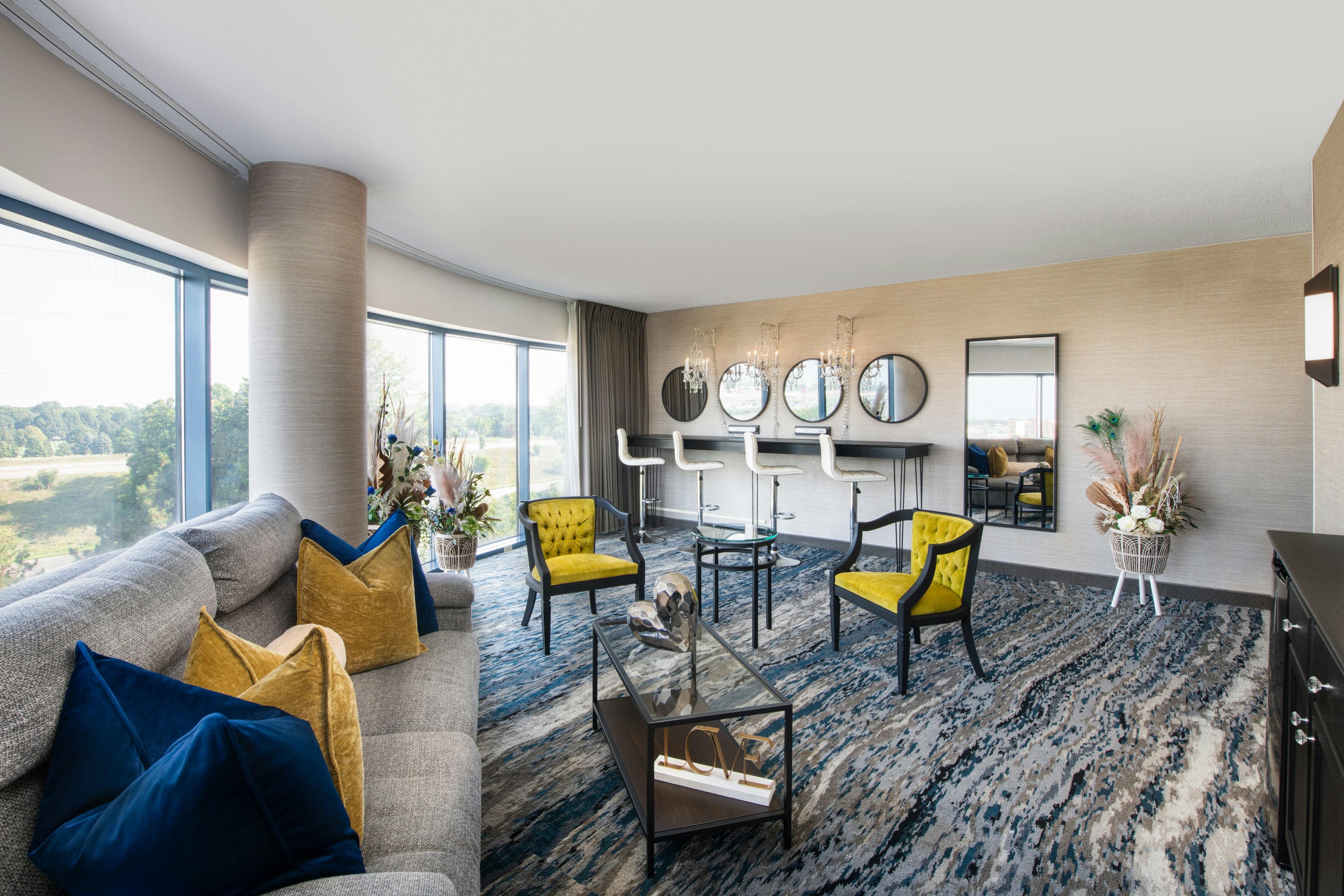 Embassy Suites by Hilton Minneapolis Airport 27/57