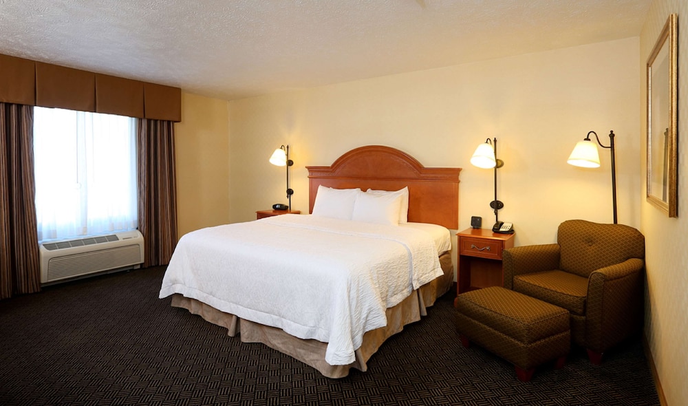 Hampton Inn Waterloo Cedar Valley 15/55