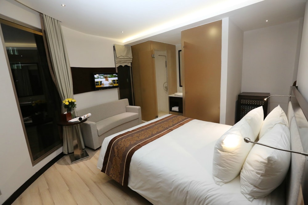 Dana Pearl Hotel 32/65