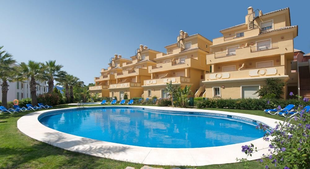 Vista Real Apartments 41/45
