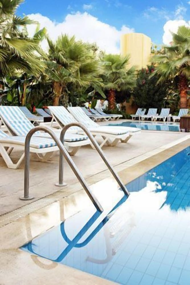 Solim Hotel 15/26