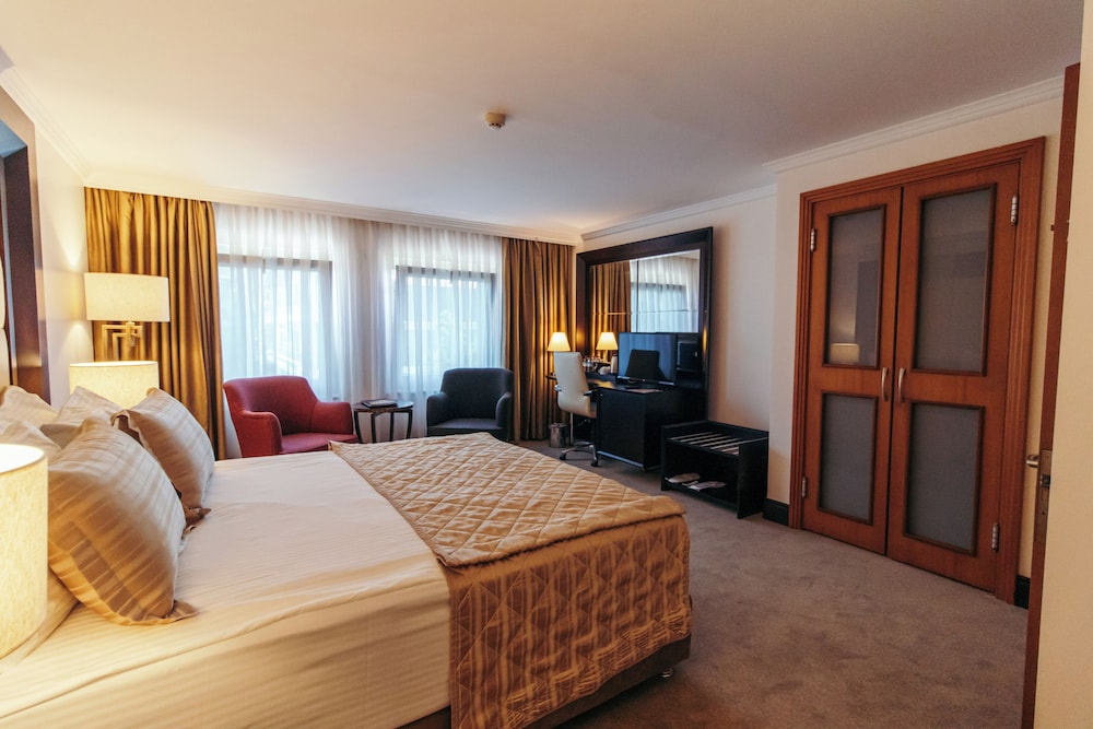 Ck Farabi Hotel 23/65