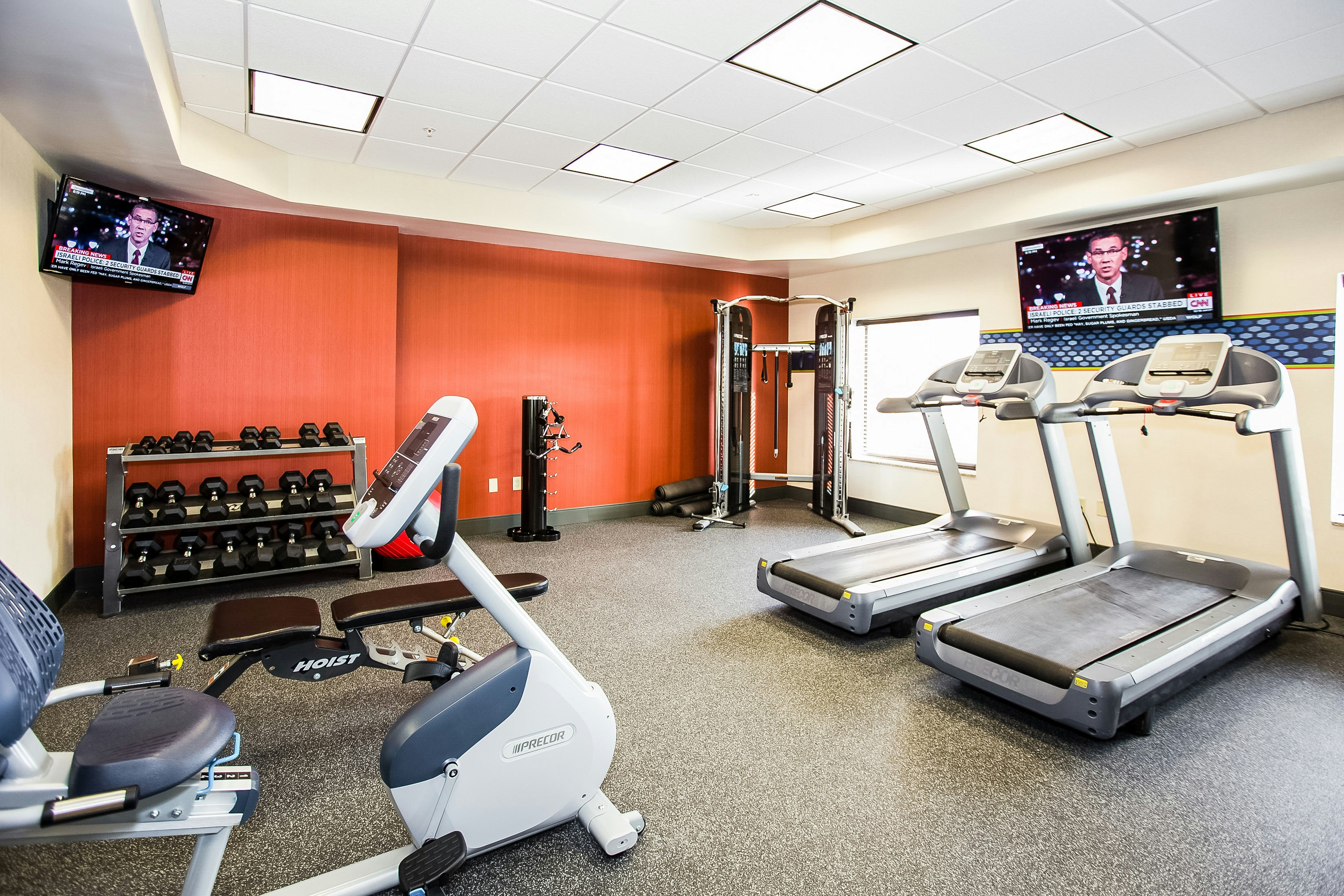 Hampton Inn & Suites Blairsville 35/45