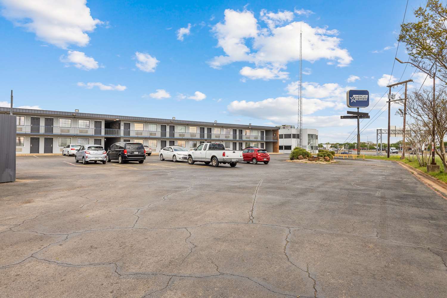 Americas Best Value Inn Ft. Worth Hurst 24/37