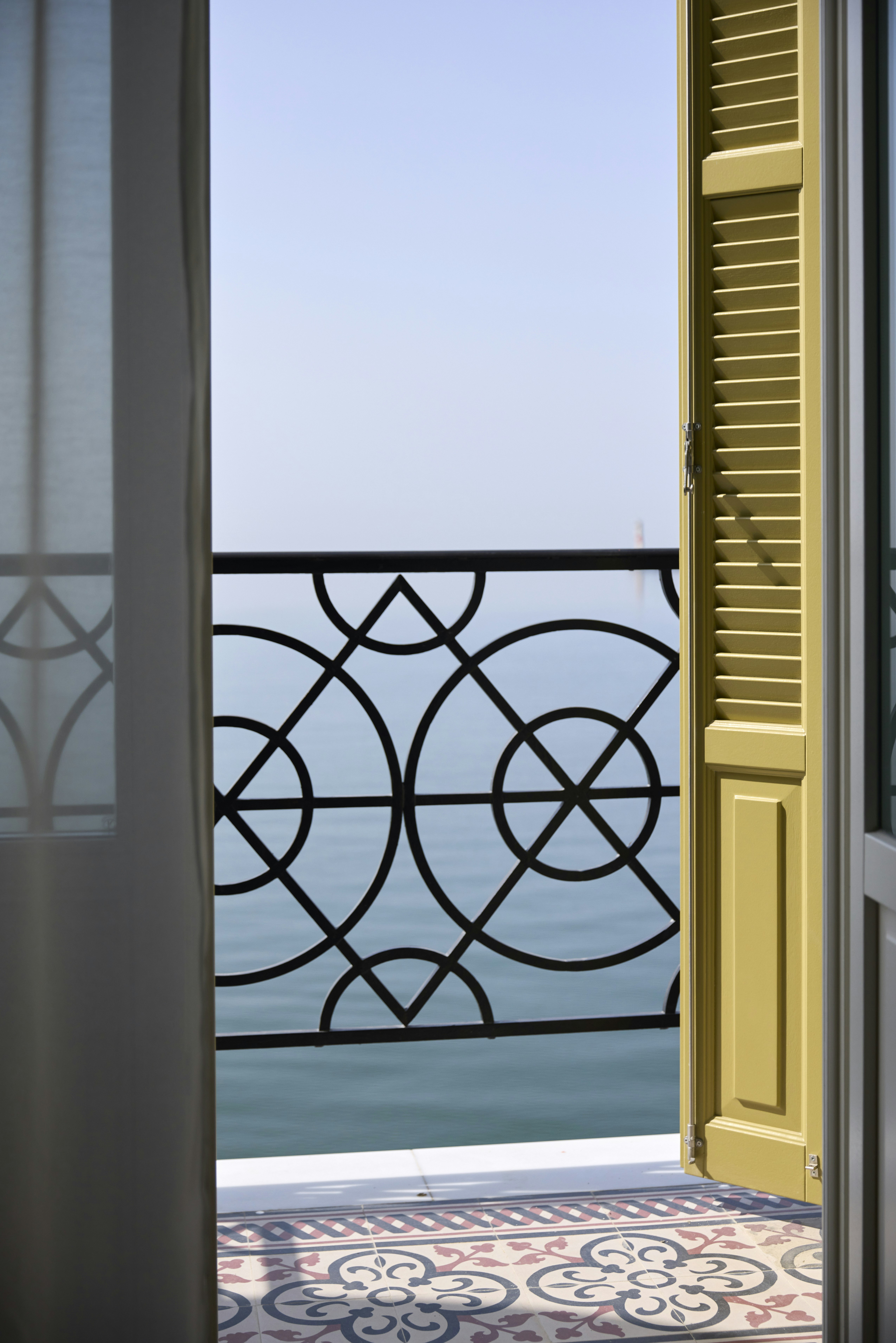 ON Residence 48/50