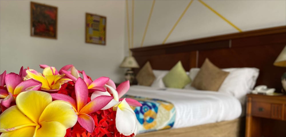 Golden Tulip Dar Es Salaam 23/71