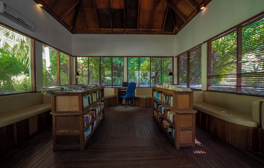 Filitheyo Island Resort 132/151