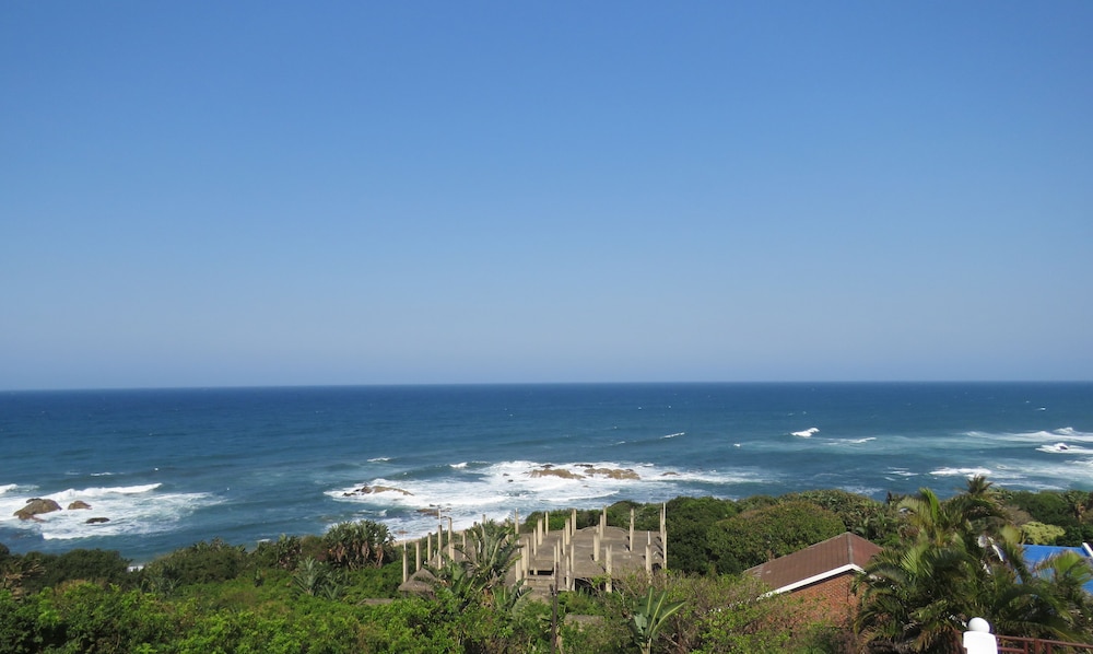 Beachcomber Bay Guest House 46/50
