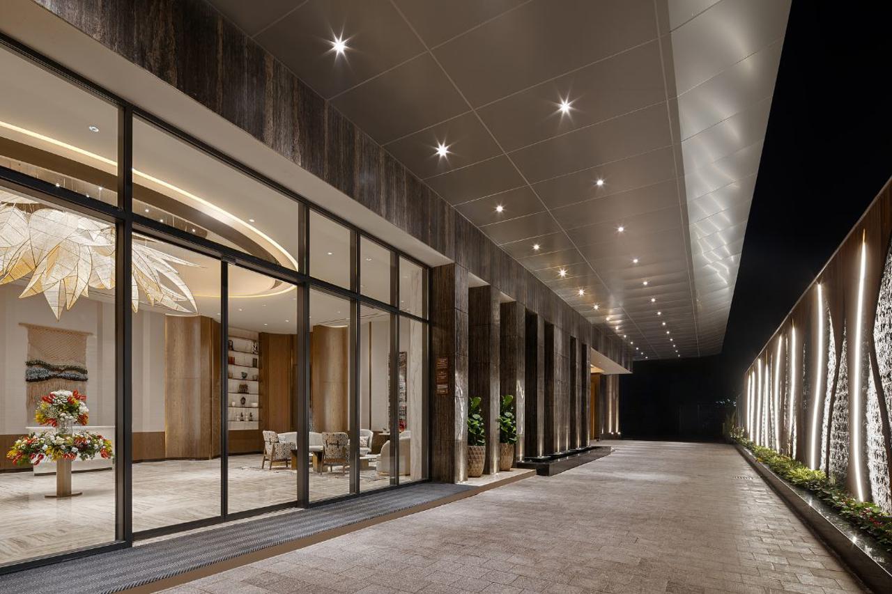 Fortune Select Siliguri - Member ITC Hotels Group 23/24